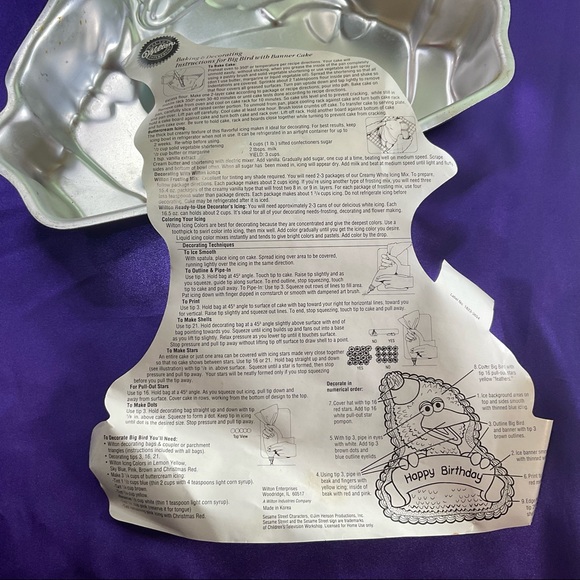 New VTG 📌Wilton 1993 Big Bird Sesam Street w/ Banner & 2003 Butterfly Cake  Pan - Picture 5 of 15